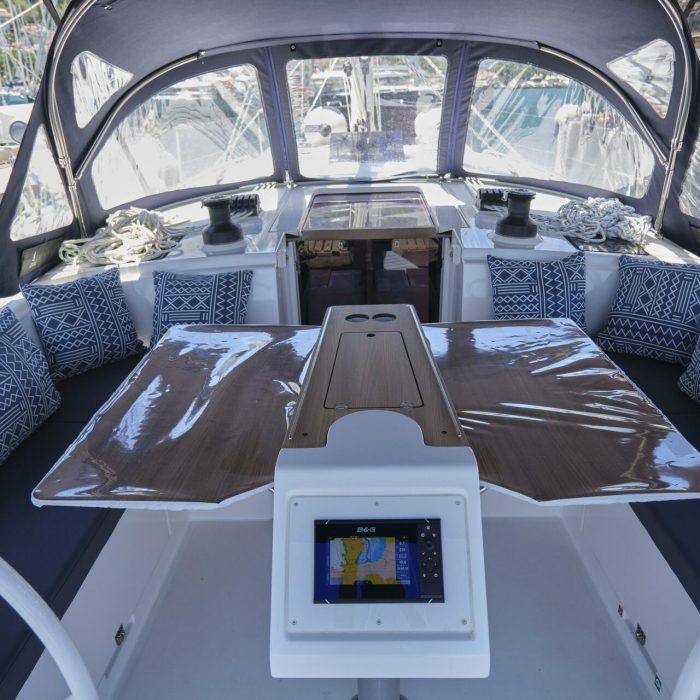 Selene | Bavaria C42 photo 6