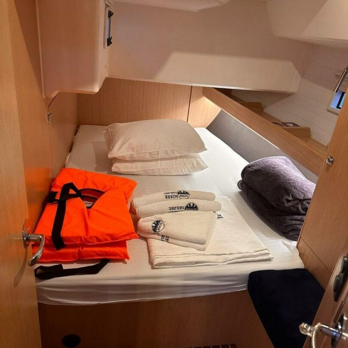 Okto Sailors | Bavaria Cruiser 46 photo 16