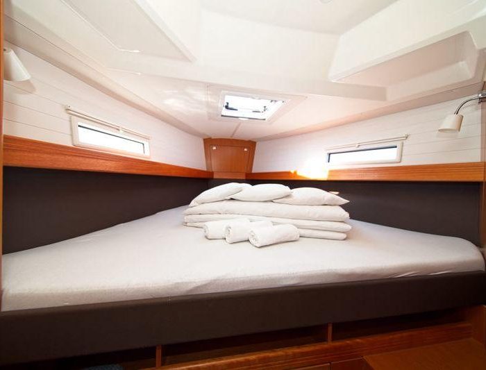 MH 68 | Bavaria Cruiser 41 photo 13