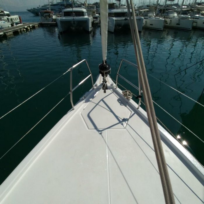 Triumph | Dufour 430 photo 9