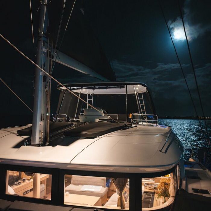 Premium | Lagoon 51 photo 18