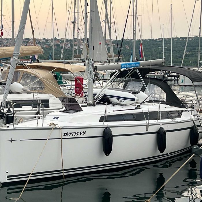 Happy | Bavaria Cruiser 34 photo 2