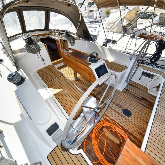 Viviana | Bavaria 37 photo 8
