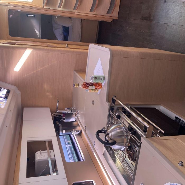 Seabreeze Smile | Dufour 41 - 3 cab. photo 12