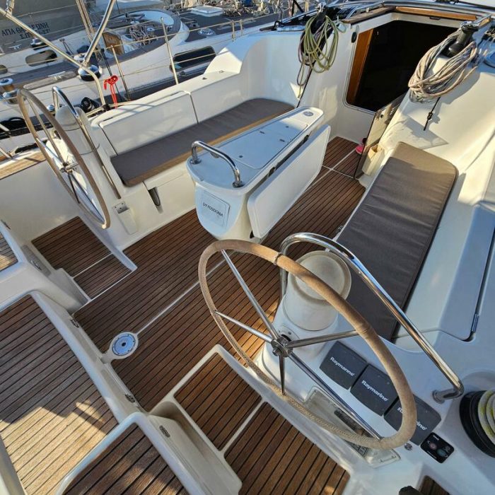 Comfort | Sun Odyssey 42 i photo 14
