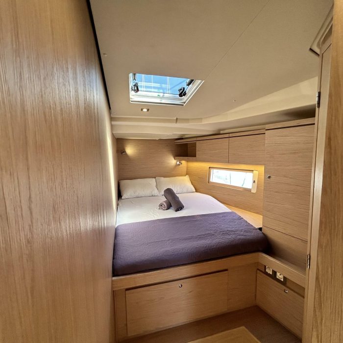 Barracuda (Refit 2026 - A/C - Generator - Electric Heads - 12 Pax) | Oceanis 51.1 photo 26