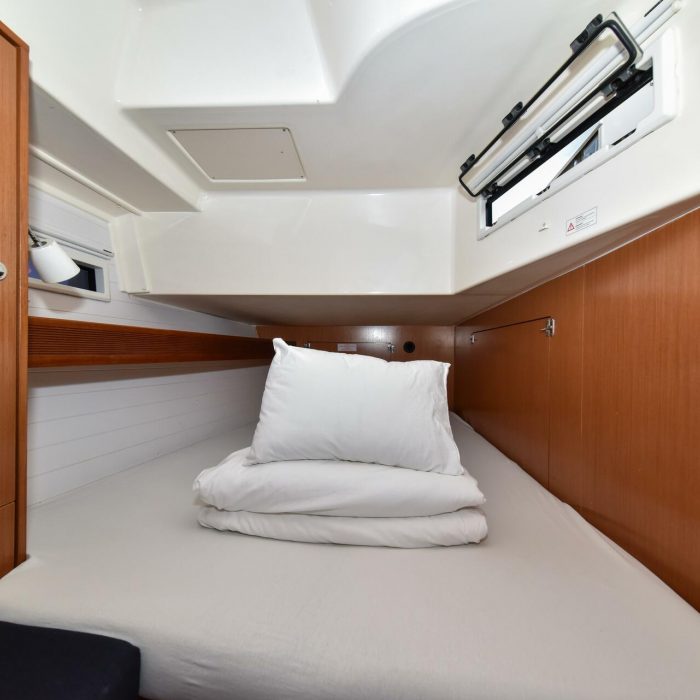 Controvento | Bavaria Cruiser 45 photo 42