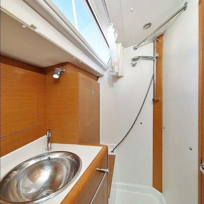 CANNE BLEUE | Sun Odyssey 449 photo 12