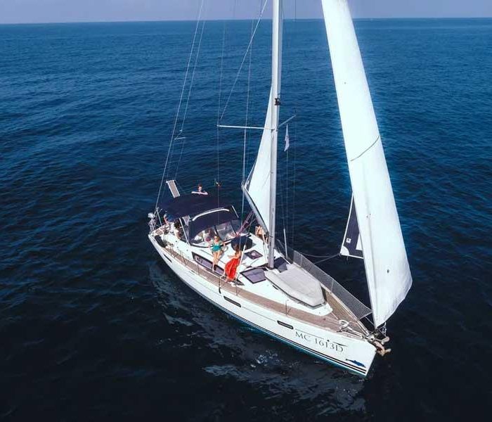 Malandrina | Sun Odyssey 42DS photo 3