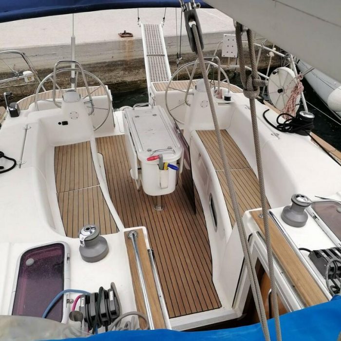 Orion VI | Bavaria 44 photo 5
