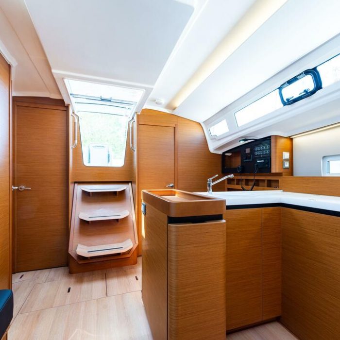 Martha | Sun Odyssey 410 photo 22