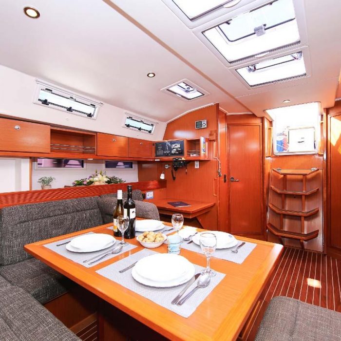 Aries | Bavaria Cruiser 45 photo 11