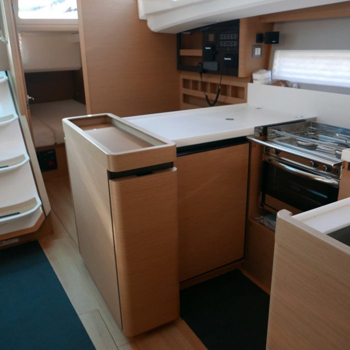 Frenetica | Sun Odyssey 440 photo 19
