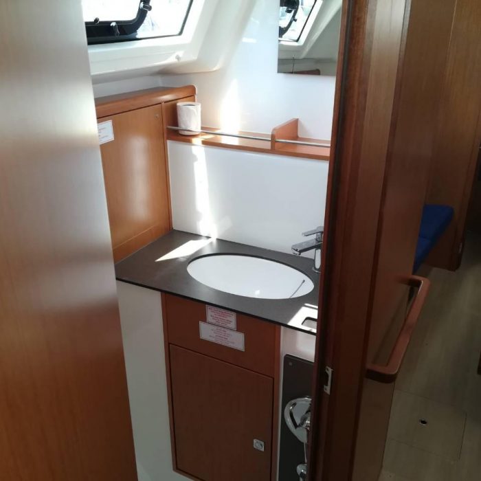 Mayan | Bavaria Cruiser 37 photo 5