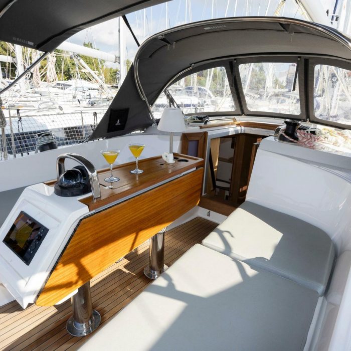 Fortunata | Bavaria Cruiser 37 Style photo 3