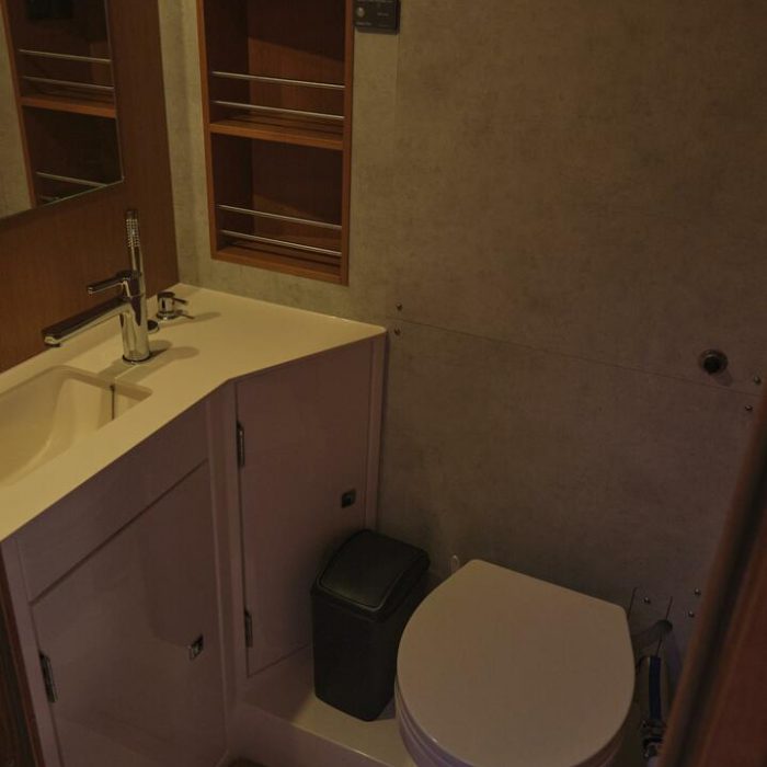 Selene | Bavaria C42 photo 15