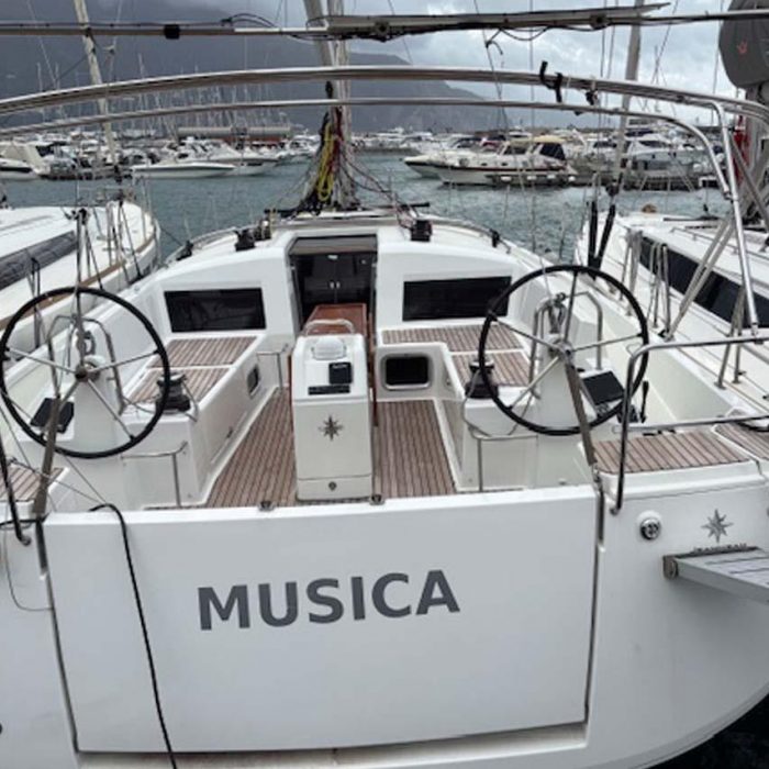 Musica | Sun Odyssey 440 photo 4