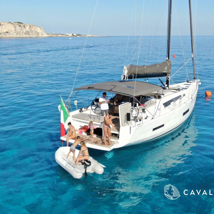 Premium | Dufour 56 Exclusive photo 9