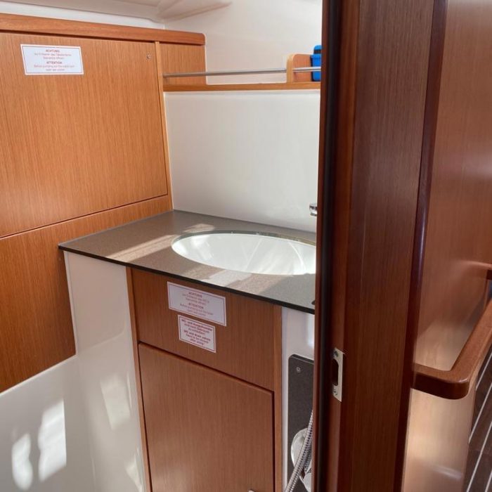 Bella Luna | Bavaria Cruiser 37 - 3 cab. photo 7