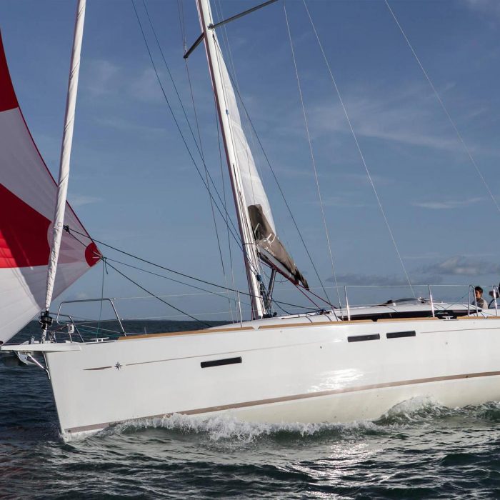 Kinthia | Sun Odyssey 419 photo 3