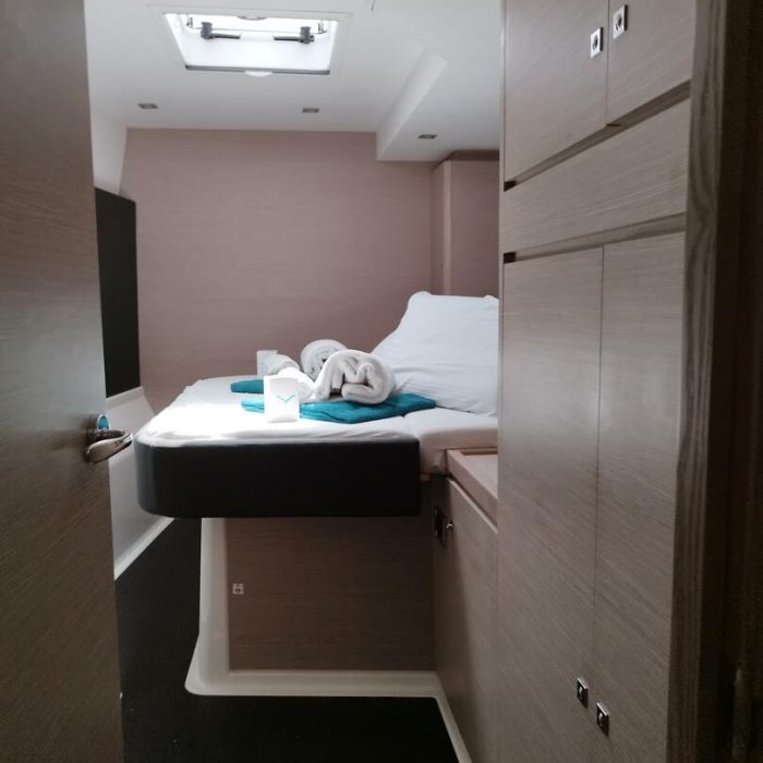 Delphinus | Dufour Catamaran 48 photo 18
