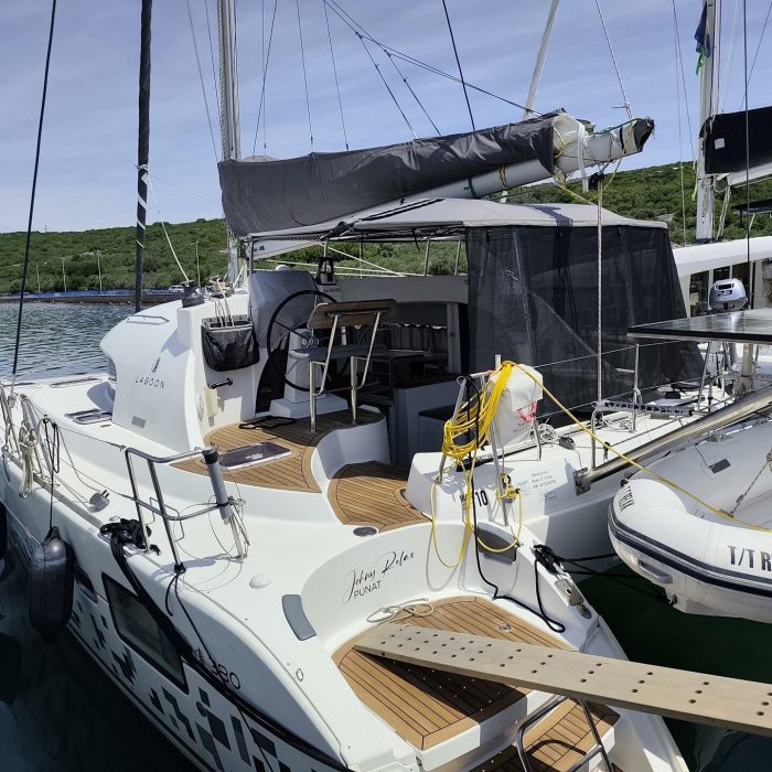 Relax | Lagoon 380 S2 photo 7