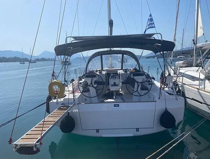 Kalispera | Bavaria C42 photo 1