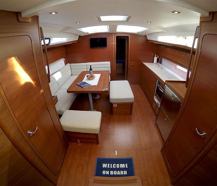 Get Lucky | Dufour 460 Grand Large photo 11