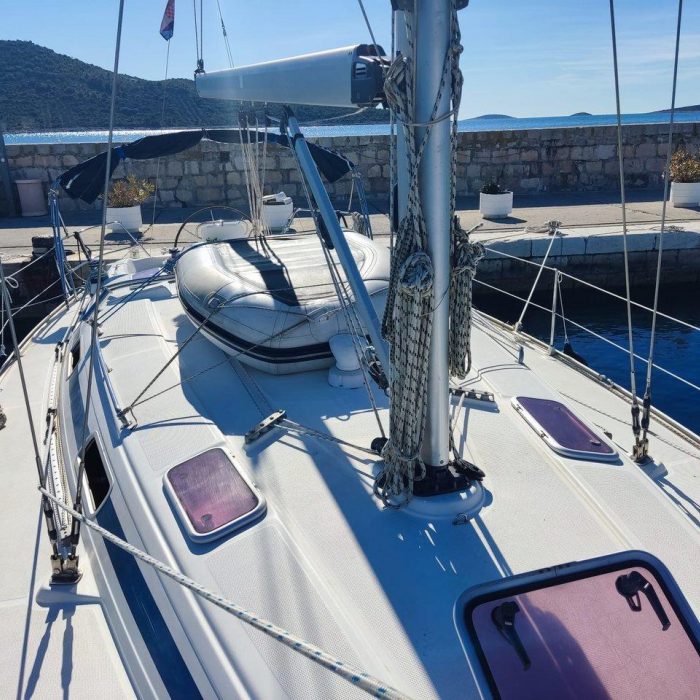 Ra | Bavaria 38 photo 5