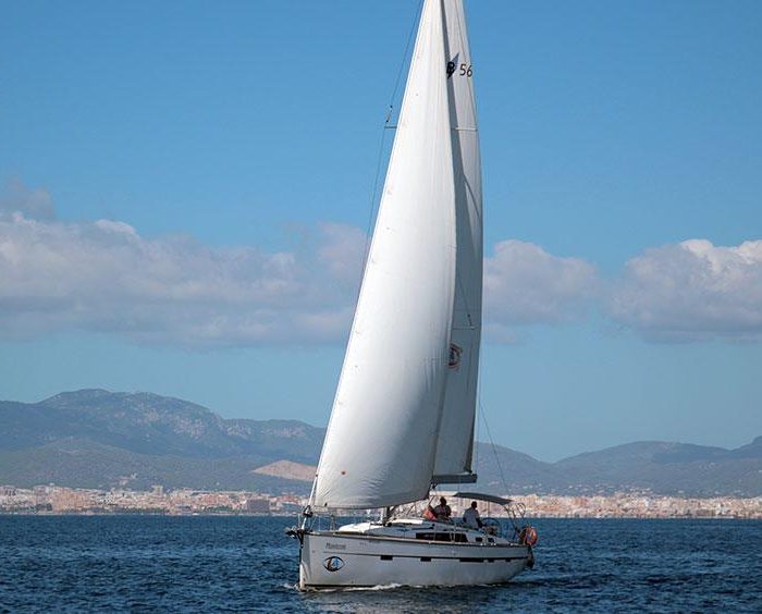 Maximum | Bavaria Cruiser 56 photo 1