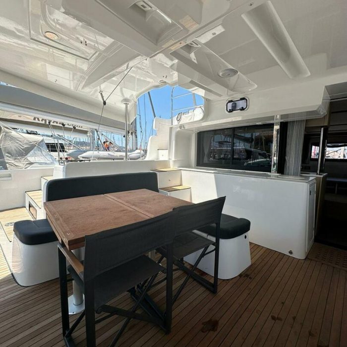 Cass | Lagoon 46 photo 11