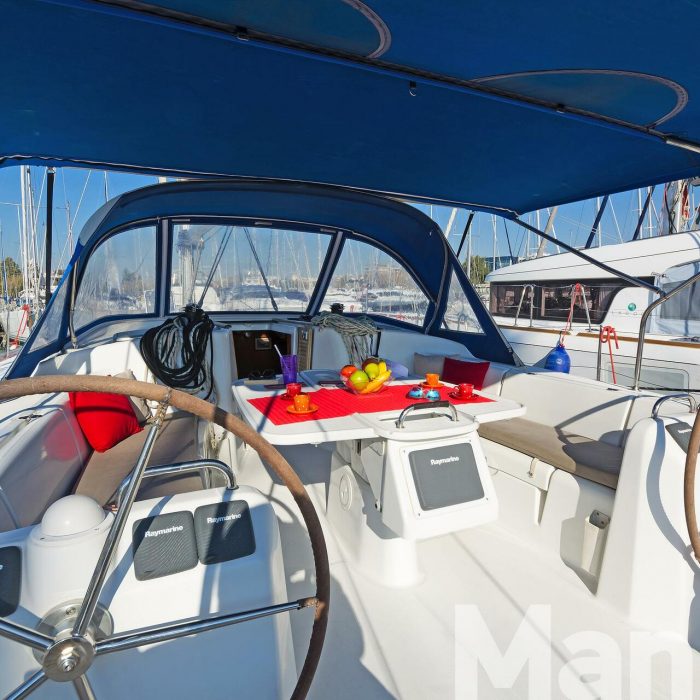 Manitu | Cyclades 50.5 photo 11