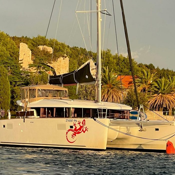 Gecko | Lagoon 450 Sport photo 4