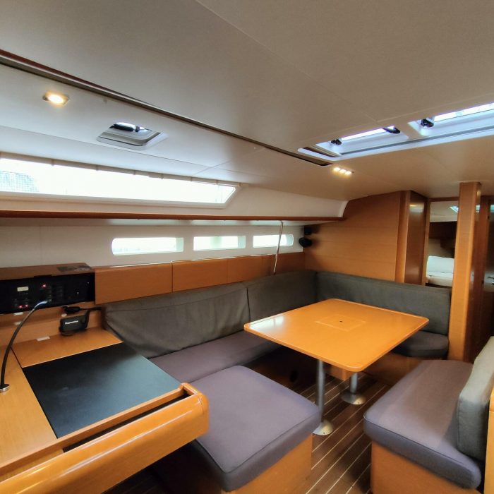 Elise af Sweden | Sun Odyssey 519 - 5 cab. photo 21