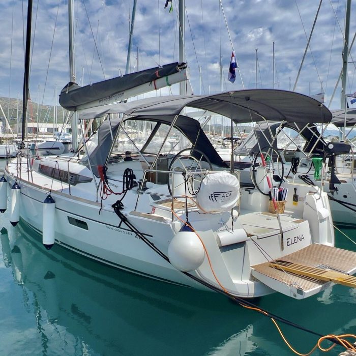 Elena | Sun Odyssey 479 photo 14