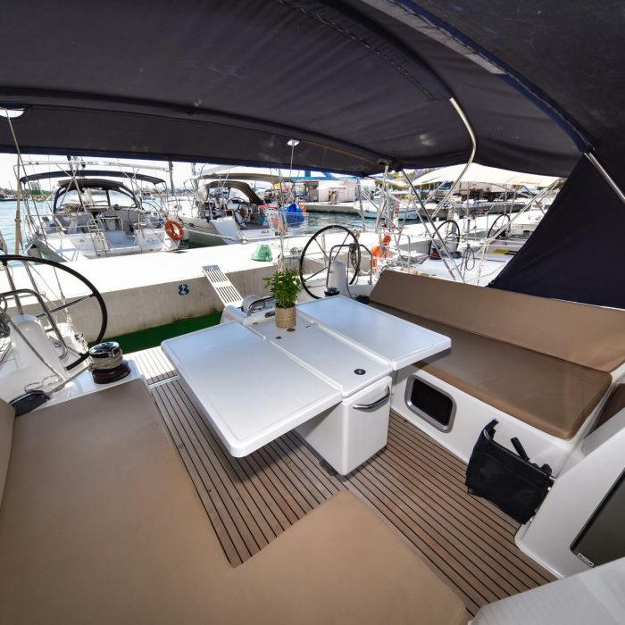 Swannabe | Sun Odyssey 490 photo 40