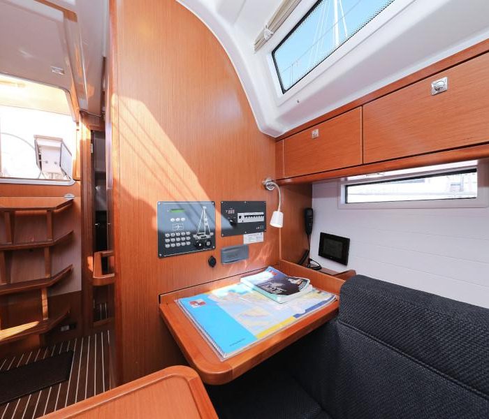 Lupe | Bavaria Cruiser 37 photo 40