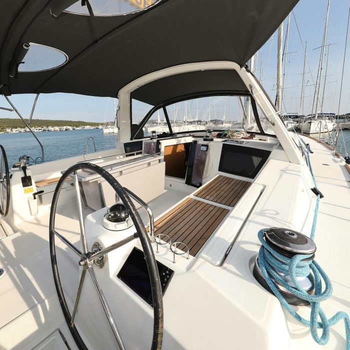 Zephyra | Oceanis 45 photo 3