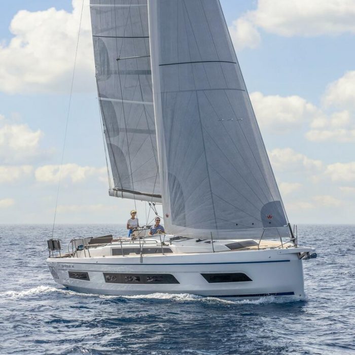Asteria | Dufour 41 photo 2