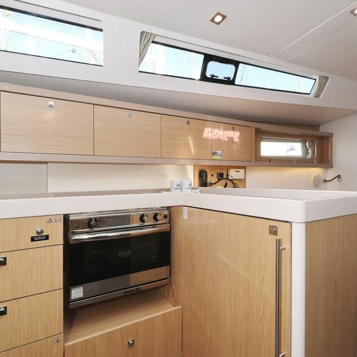 Barbarella | Oceanis 45 photo 25