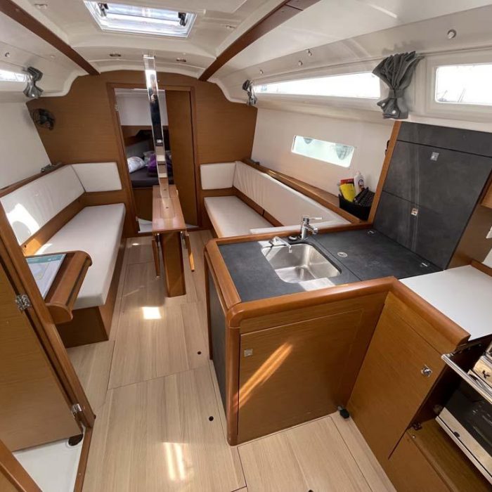 Castor | Sun Odyssey 349 - 3 cab. photo 11
