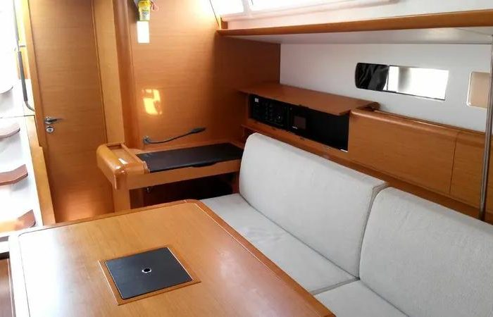 Eva | Sun Odyssey 469 photo 9