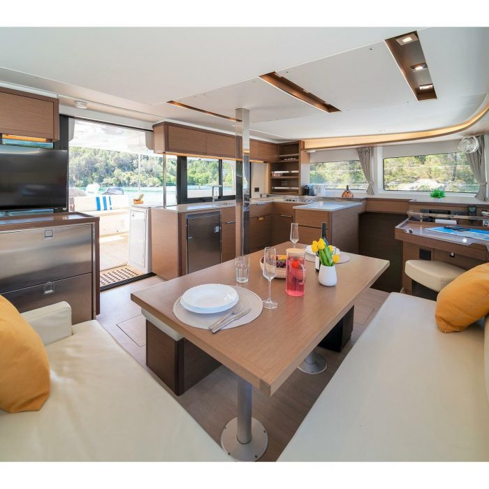 White Pearl | Lagoon 46 photo 33