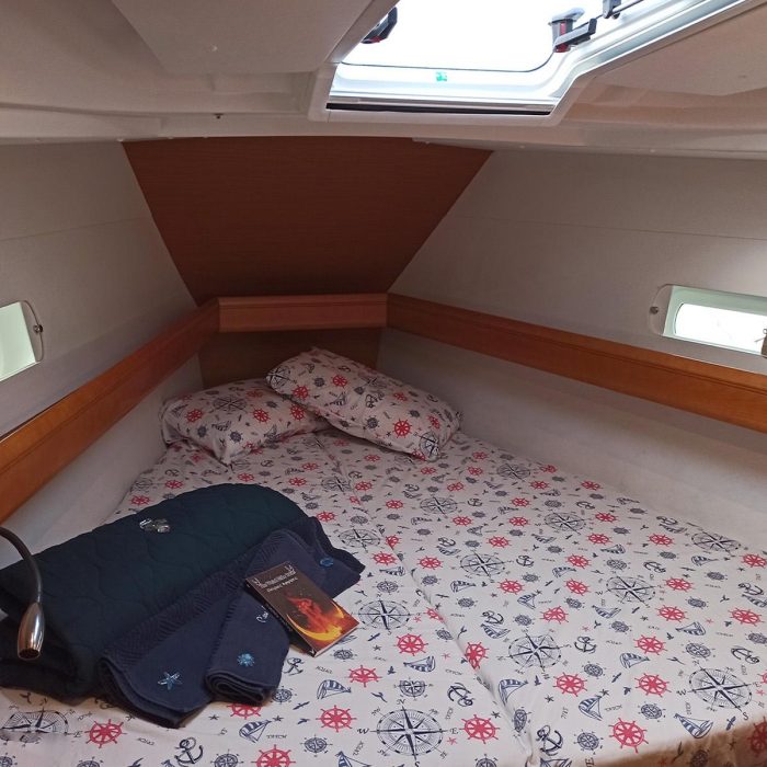 Kinthia | Sun Odyssey 419 photo 16