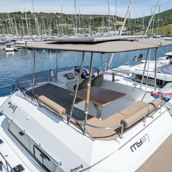 Dream Star | Fountaine Pajot MY 37 photo 8