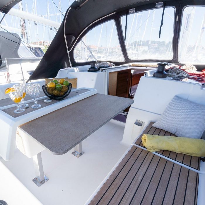 Cetus | Dufour 382 Grand Large photo 6