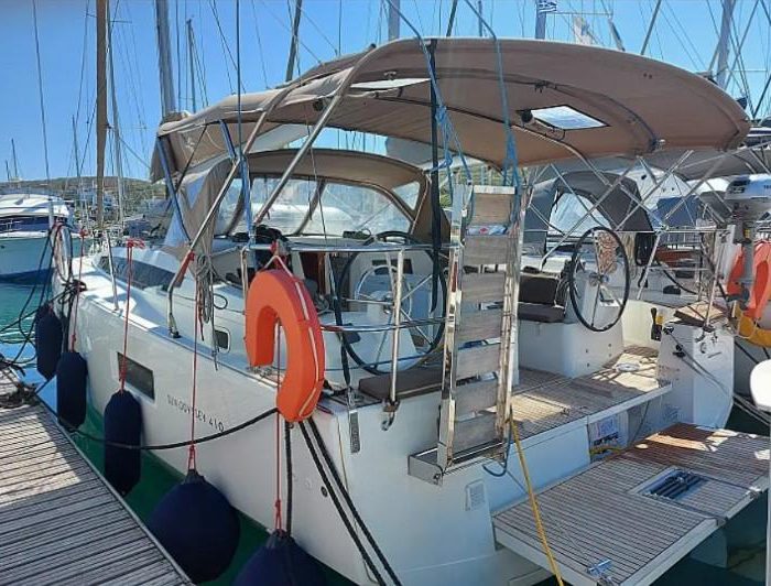 Evelina | Sun Odyssey 410 photo 2
