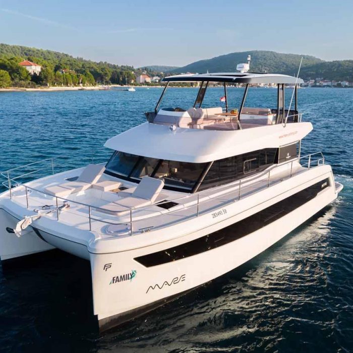 Family 2.0 | Fountaine Pajot MY6 photo 6