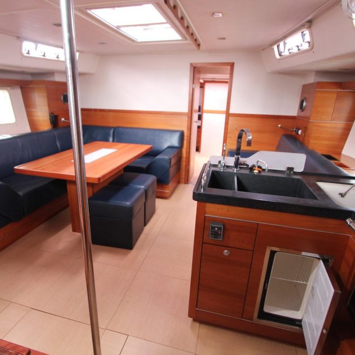 Mae | Hanse 545 photo 2