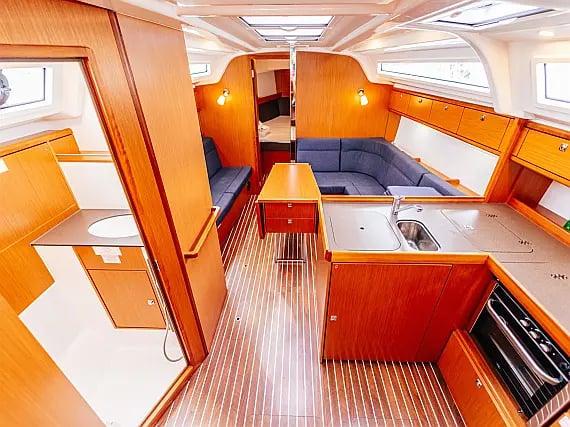 Flinx | Bavaria Cruiser 37 photo 4